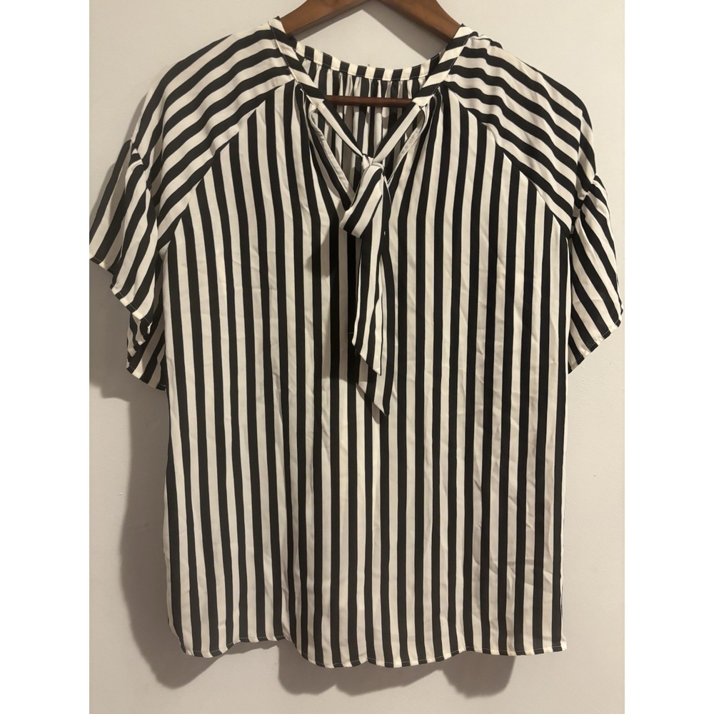 Loft‎ Blouse Women's Black & White Striped Top Ruffle Sleeves Size XS